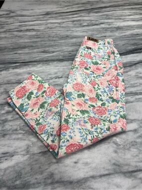 vintage Lee women's jeans high waisted pastel floral print size 9